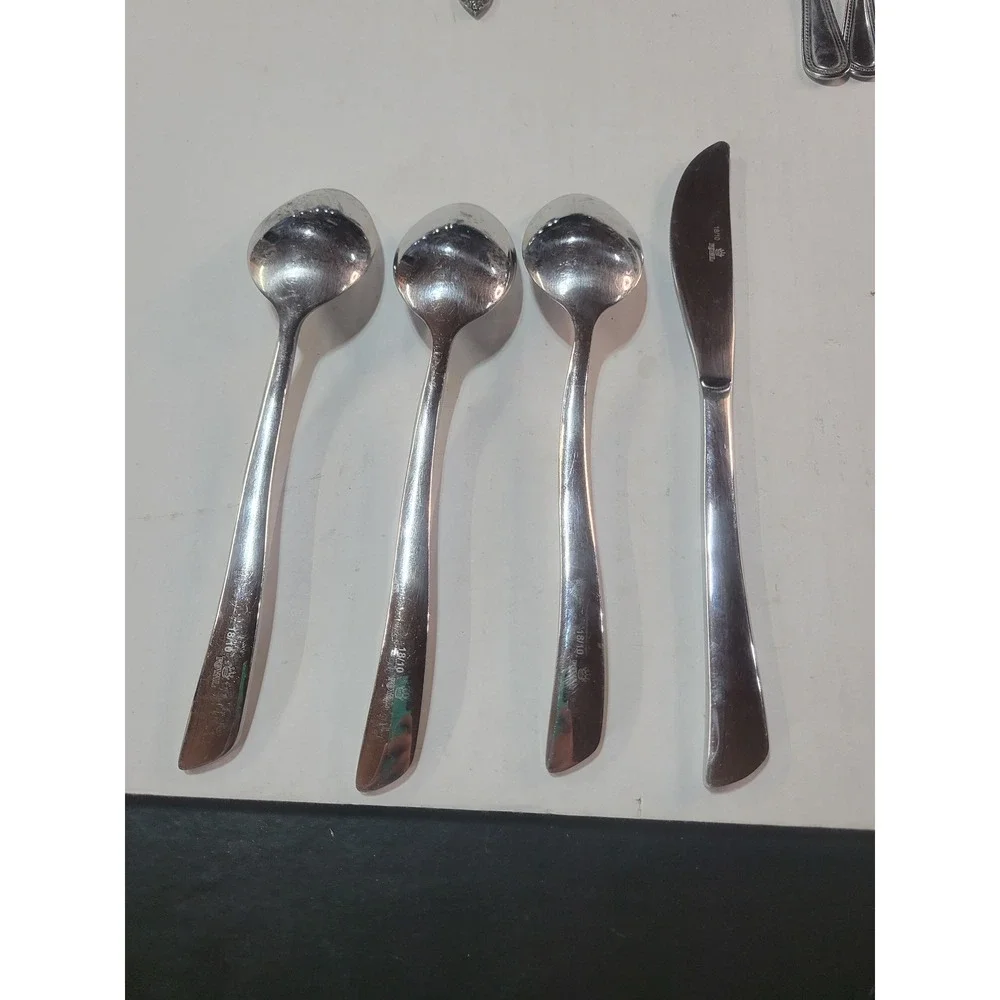 Royal 18/10 Stainless Steel‎ Flatware 4pc Set 3 Teaspoons 1 Knife Modern Curved